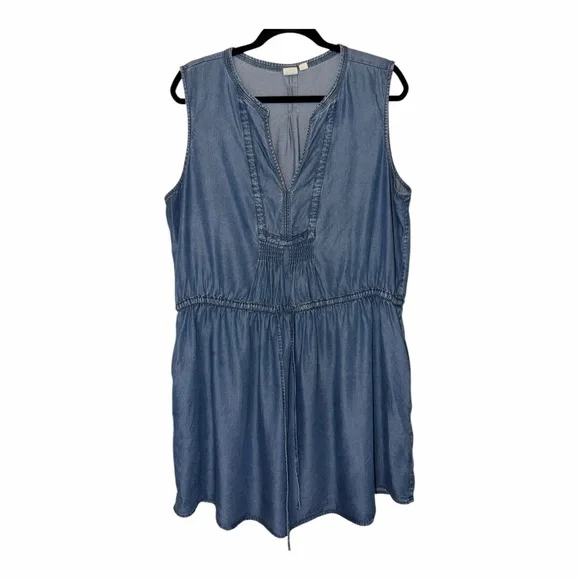 GAP Light Blue Chambray Dress - Picture 6 of 11